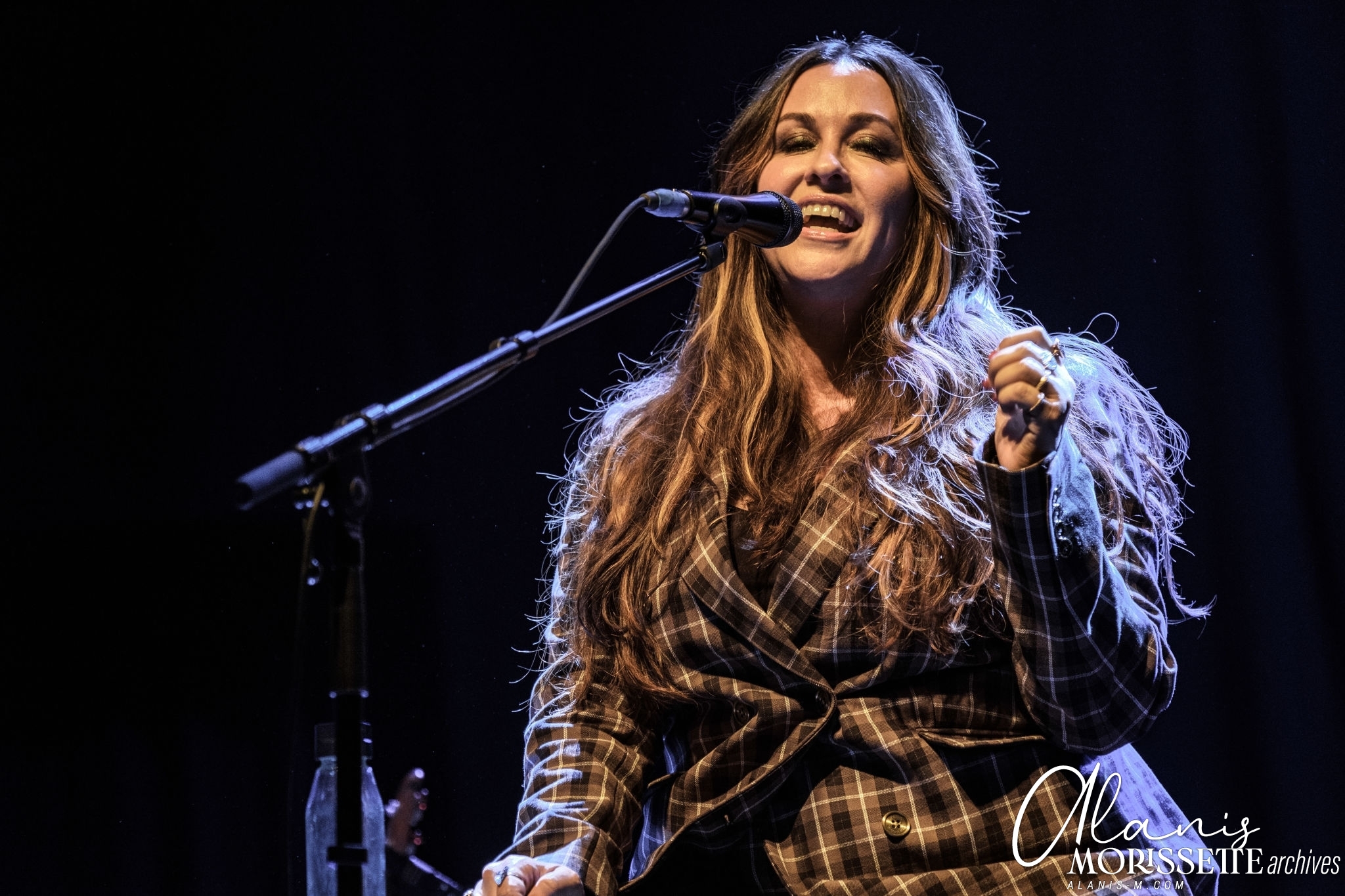 AlanisMorissetteArchives-004.jpg